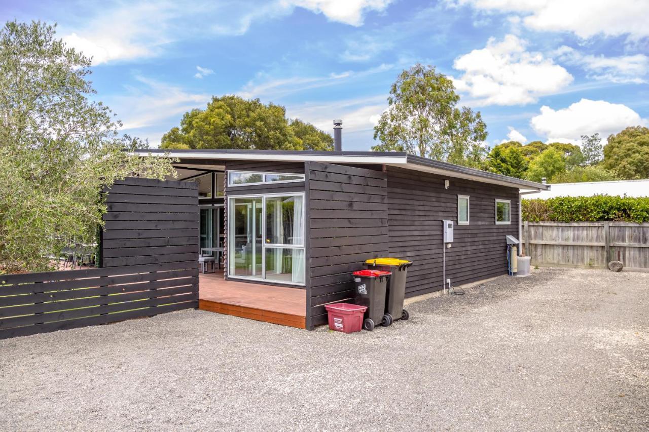 Wind Down On Esther Martinborough Exterior photo