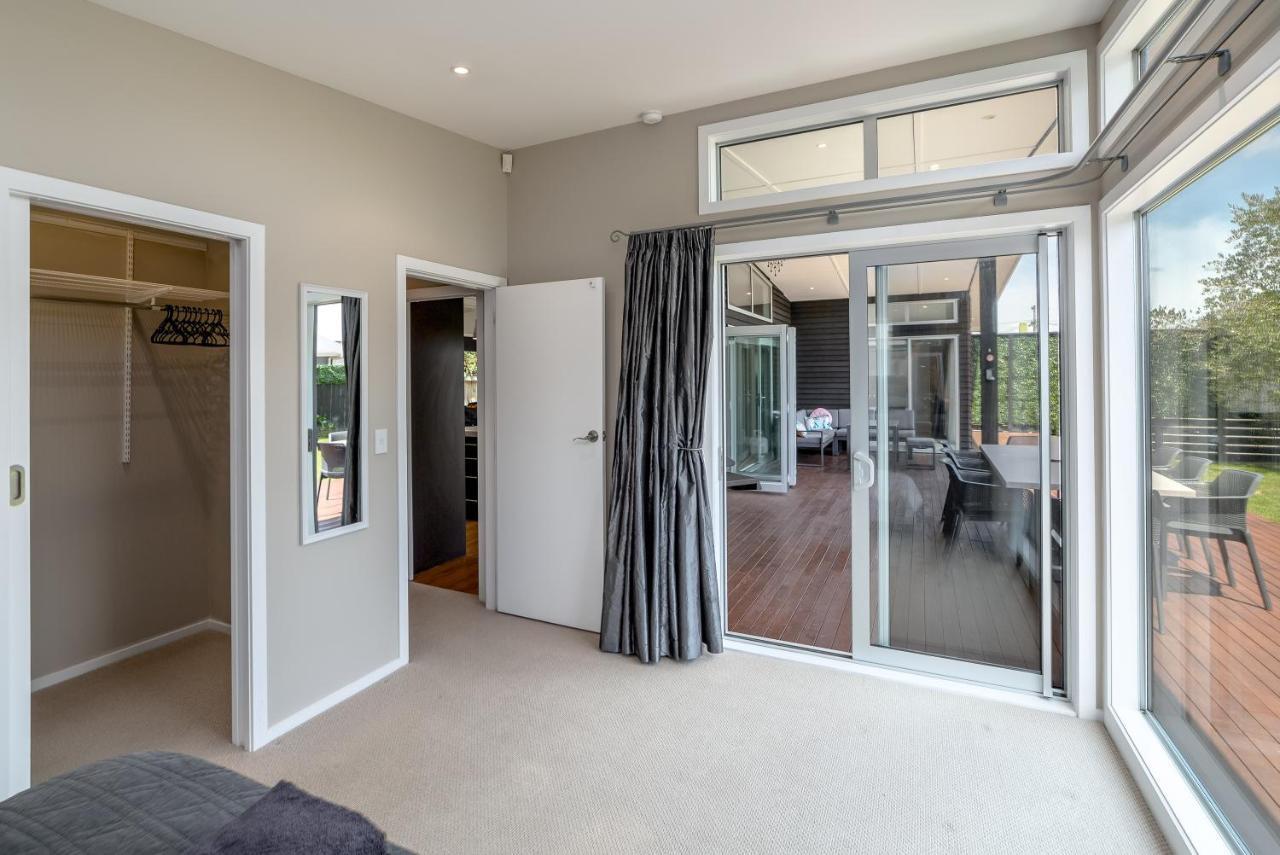 Wind Down On Esther Martinborough Exterior photo
